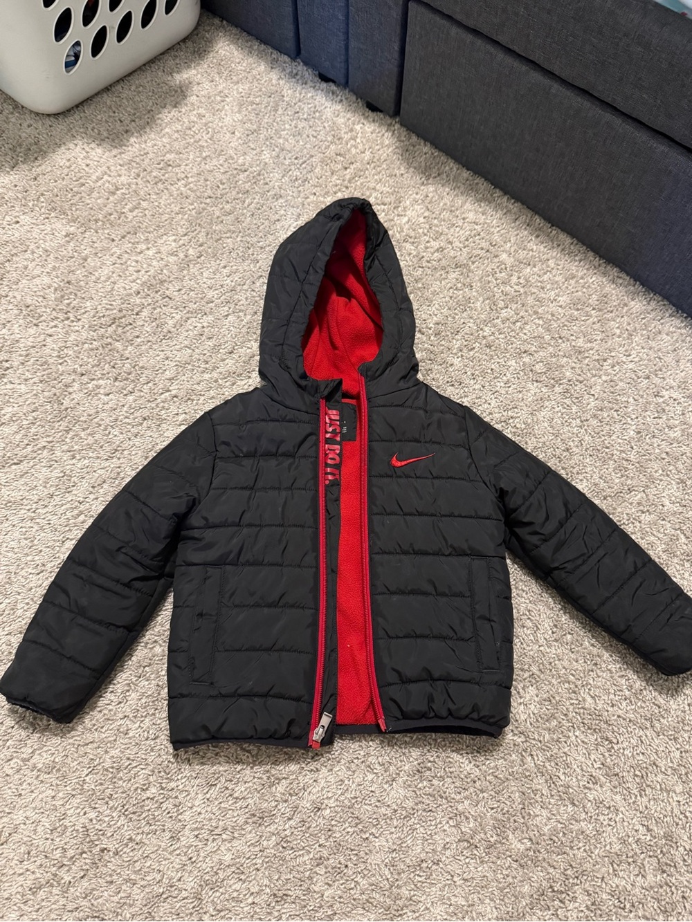 Nike Black Hooded Puffer Jacket with Red Lining